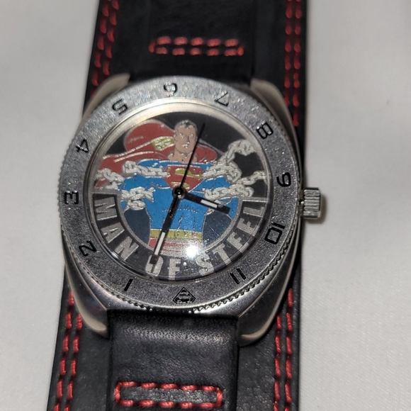 Limited Edition Brand New Fossil Superman Watch - Picture 5 of 7
